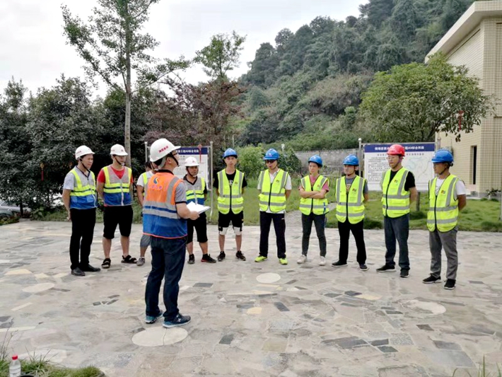 監(jiān)理單位對保靖縣酉水明珠A3標進行安全生產(chǎn)檢查